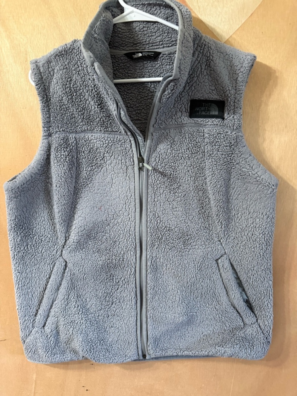 The North Face Gray Sherpa Fleece Vest Women’s XL Cozy Zip